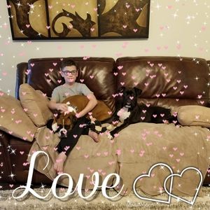 Meet your Posher, Danielle